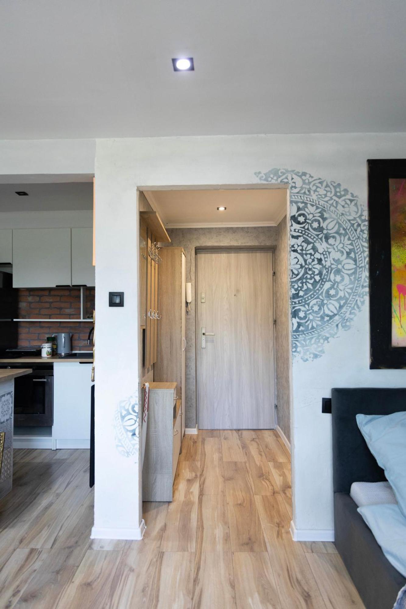 Apartment Art