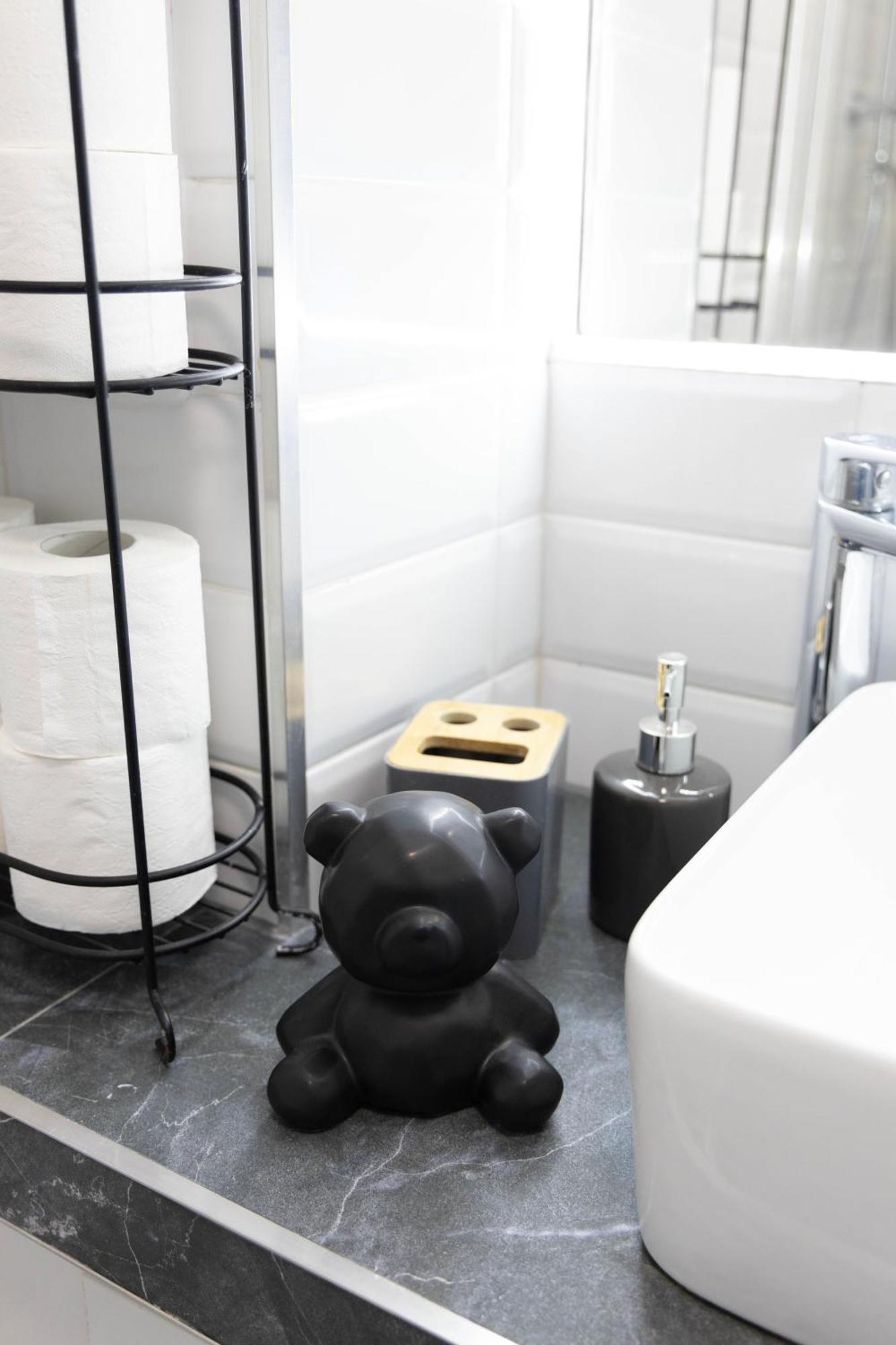 Art Apartment *