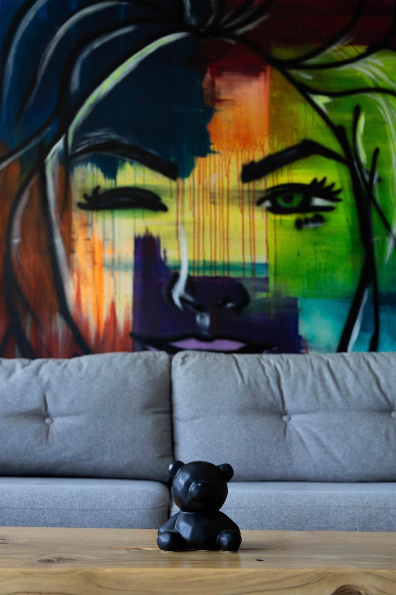 Apartment Art *